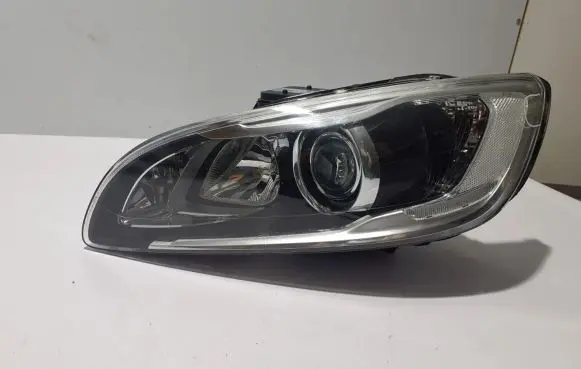 Volvo V60 Headlight/headlamp 31420108