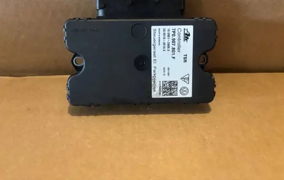 Porsche Cayenne (92A) Hand brake control module 7P0907801F 28551025103 10095129053