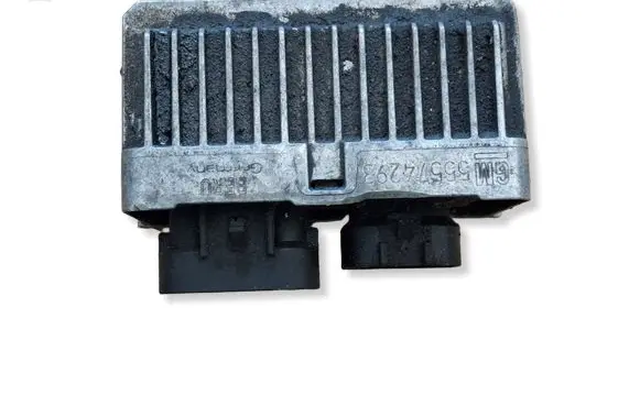 Opel Insignia A Glow plug pre-heat relay 55574293