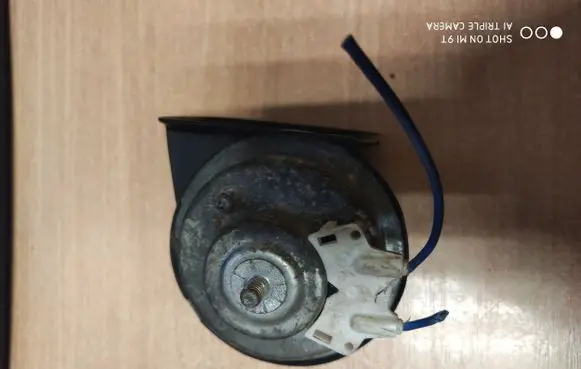 Citroen C5 Horn signal A046522