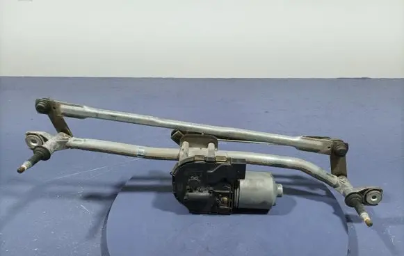 Audi Q5 SQ5 Front wiper linkage and motor 8R1955023D