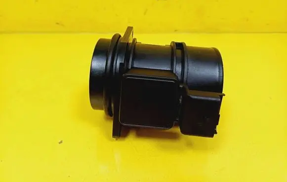 Renault Scenic II - Grand scenic II Mass air flow meter H7700104426 7700109812