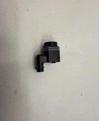 Audi A4 S4 B9 8W Rear parking sensor holder (PDC) 987083388 V41720010