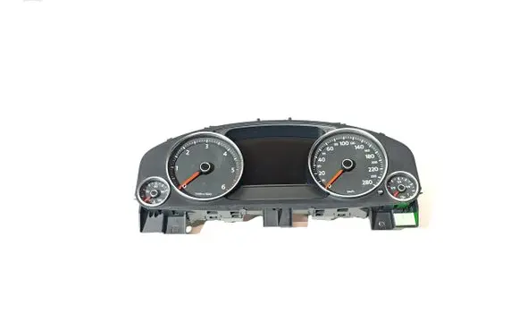 Volkswagen Touareg II Speedometer (instrument cluster) 7P6920880D 7P6920880 0263677004
