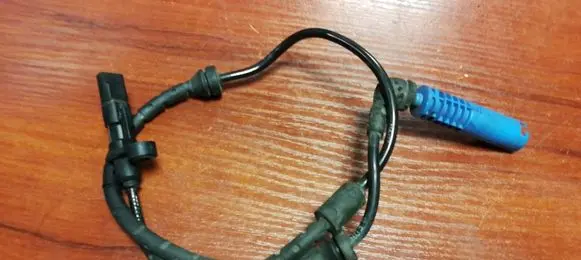 BMW 7 E65 E66 ABS rear brake sensor 6908705