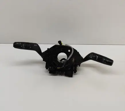 Nissan Qashqai J12 Indicator stalk 255546UA0B