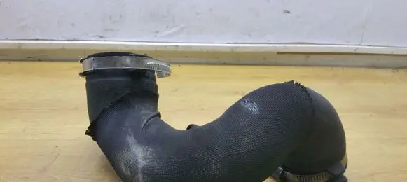 Audi A6 Allroad C6 Intercooler hose/pipe 4F0145737K