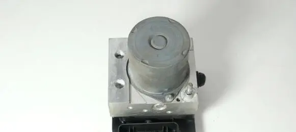 Audi A4 S4 B7 8E 8H ABS Pump 8E0614517AK 8E0910517D