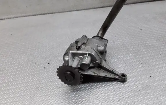 Mercedes-Benz Sprinter W906 Oil pump A6461810247