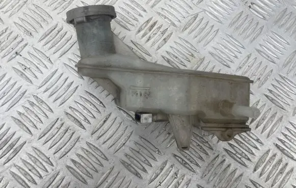 Suzuki Swift III Brake fluid reservoir PK9646