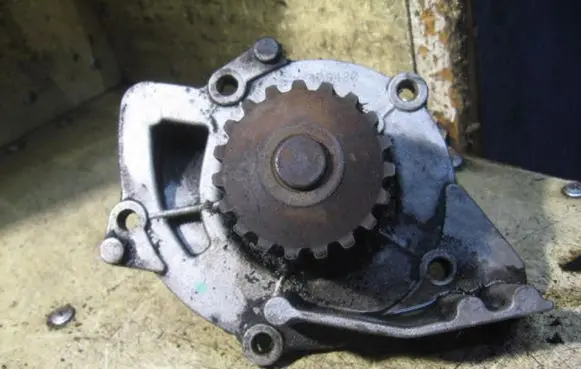 Peugeot 607 Water pump 409420