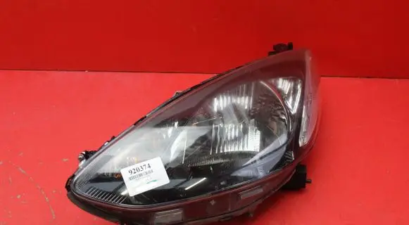 Mazda 2 Headlight/headlamp D651-51040