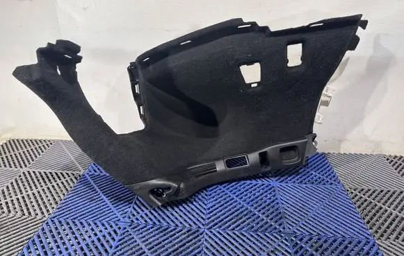 Lexus CT 200H Trunk/boot side trim panel 6474376010 A094906