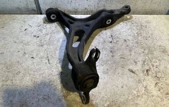 Mercedes-Benz ML W164 Front lower control arm/wishbone
