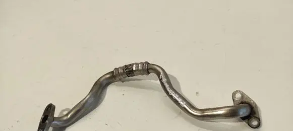 Coolant pipe/hose