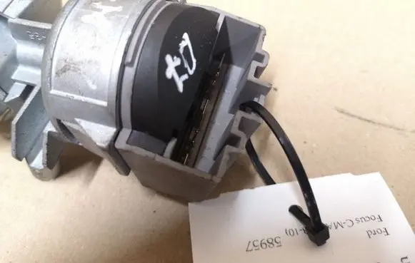 Ford Focus C-MAX Ignition lock 3M513F880A
