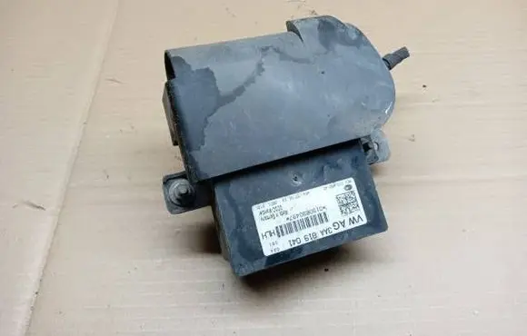 Volkswagen PASSAT B7 Power management control unit 3AA919041 8ES01045240 0190890497