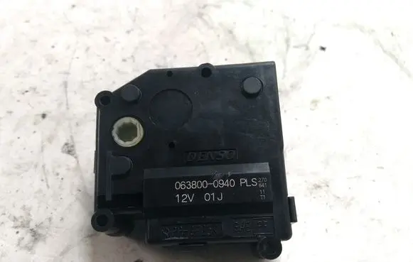 Lexus LS 460 - 600H Air flap motor/actuator 0638000940