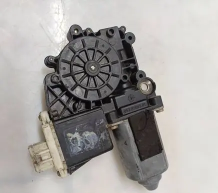 Opel Omega B1 Front door window regulator with motor 193792000