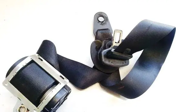 Mini Cooper Countryman R60 Front seatbelt 617059700d