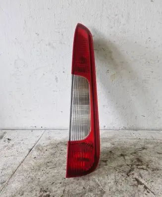 Ford C-MAX I Rear/tail lights