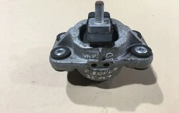 Land Rover Range Rover L405 Engine mount bracket FPLA6A003BA
