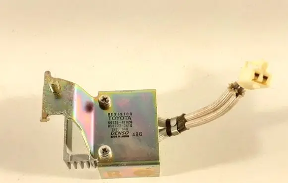 Toyota Prius (XW20) Heater blower motor/fan resistor 4453547020 0567770810