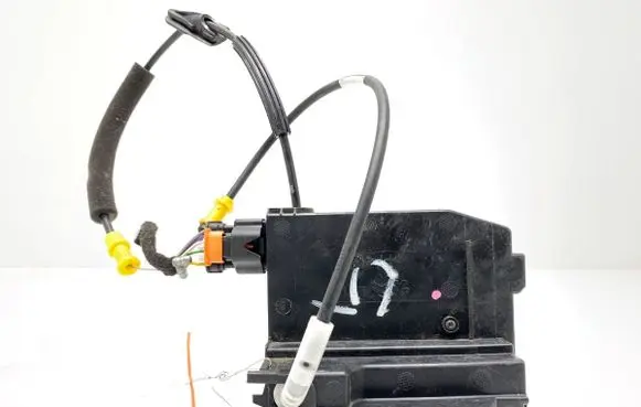 Peugeot 308 Rear door lock 9810310180