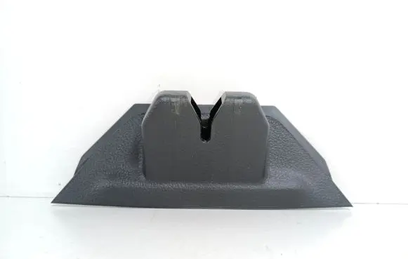 Volkswagen Touareg II Other trunk/boot trim element 7P6827520C