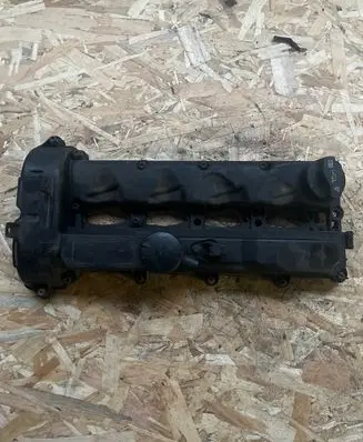 Mercedes-Benz Sprinter W906 Rocker cam cover 