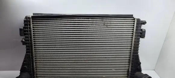 Volkswagen Touran I Intercooler radiator