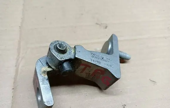 Audi A6 S6 C7 4G Rear door upper hinge 4G0831402C