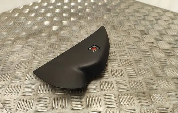 Peugeot 308 Dashboard side end trim M47235 1303884X 9677540477