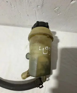 Ford Focus Power steering fluid tank/reservoir D2L4A