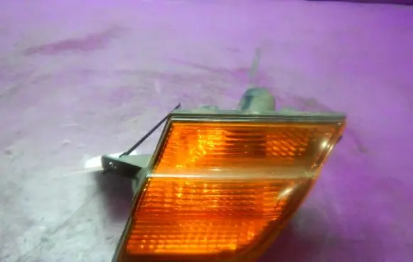 Front indicator light