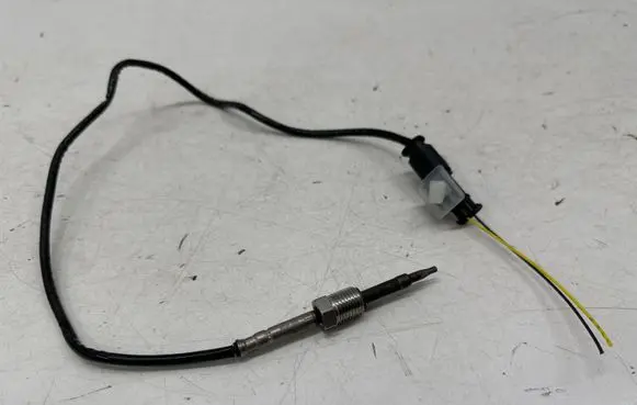 BMW X7 G07 Exhaust gas temperature sensor 8490145