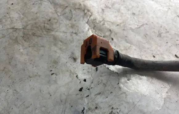 Hyundai Santa Fe Fuel line pipe