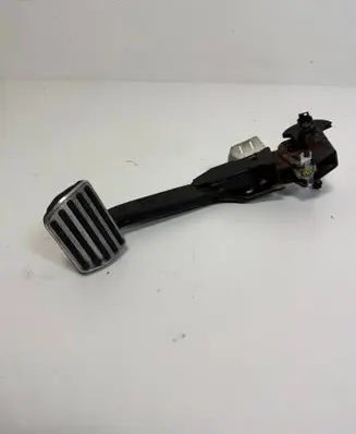 Volvo V60 Brake pedal 32286780
