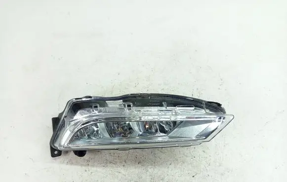 Seat Leon IV Front fog light 5F0941702C 1ND01299602 1ND2211