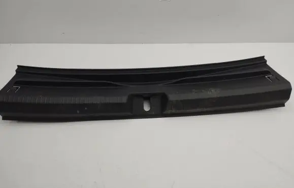 Volkswagen Golf VIII Trunk/boot sill cover protection 5H6863459B