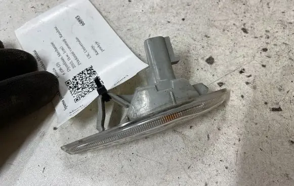 Mazda 6 Front fender indicator light 011471