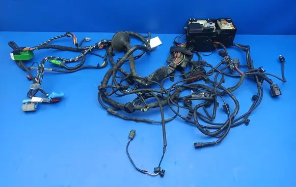 Volvo S40 Fuse box set 31254581AC 31254581