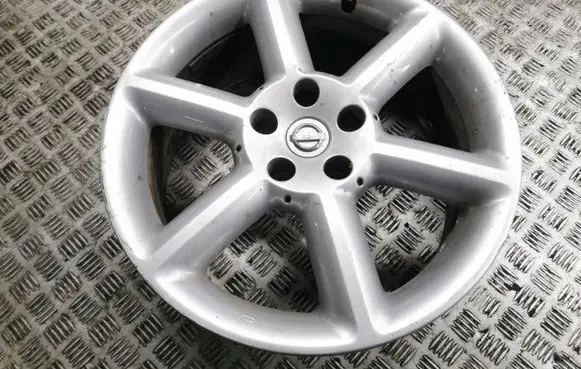 Nissan 350Z R18 alloy rim FZ32