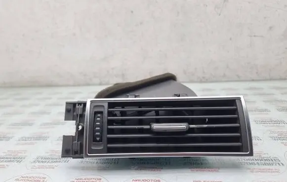 Audi A6 S6 C6 4F Dashboard side air vent grill/cover trim 4F1820902B