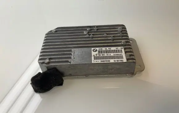 BMW 5 GT F07 Suspension control unit/module 6796504 2840007025300 000179964
