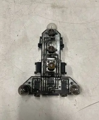 Volkswagen Golf IV Tail light bulb cover holder 1J6945257