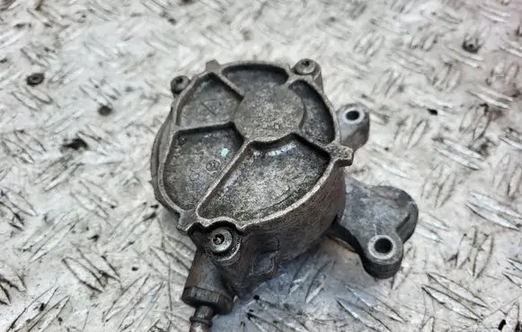 Peugeot 407 Vacuum pump D1651C1