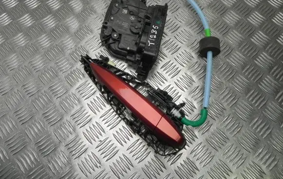 BMW X1 F48 F49 Loading door lock 7281940 T1235