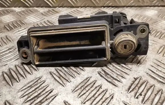 Mercedes-Benz C W203 Tailgate/trunk/boot exterior handle A2037500693 2037500693