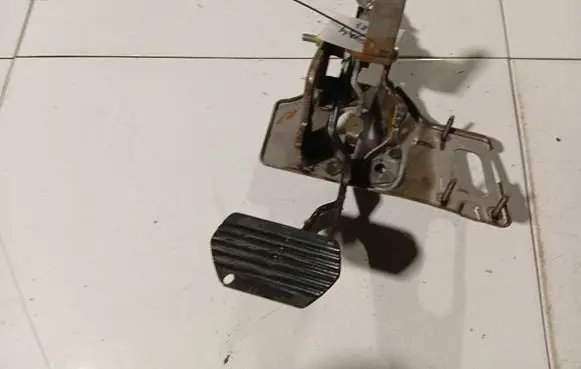 Citroen C4 Grand Picasso Brake pedal 